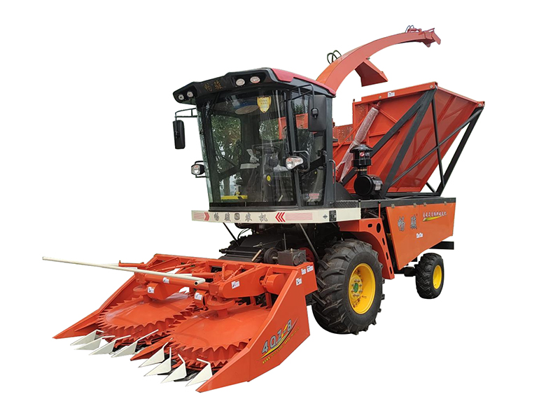 輪式升級版自走式青飼料收獲機